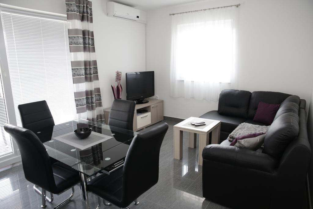 Apartments Resman Vodice Habitación foto