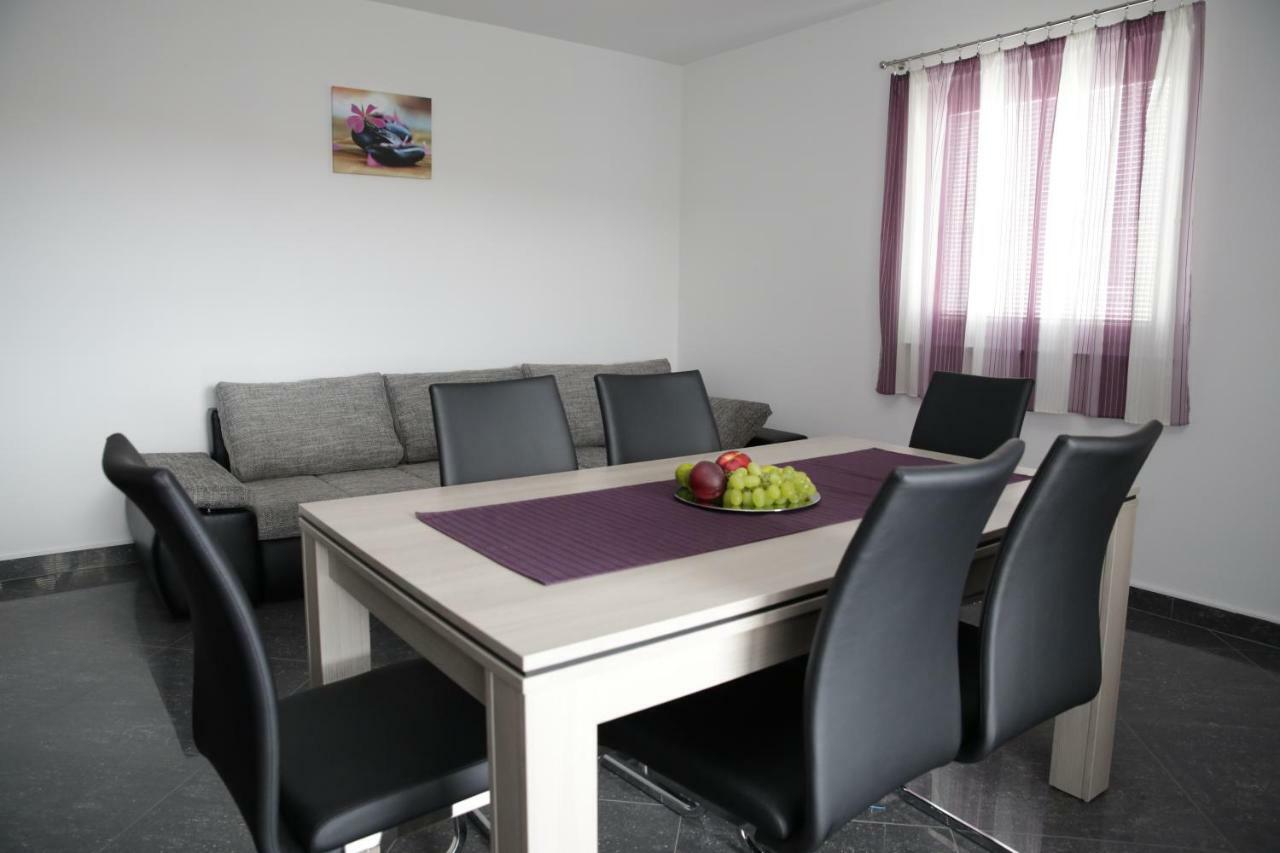Apartments Resman Vodice Habitación foto