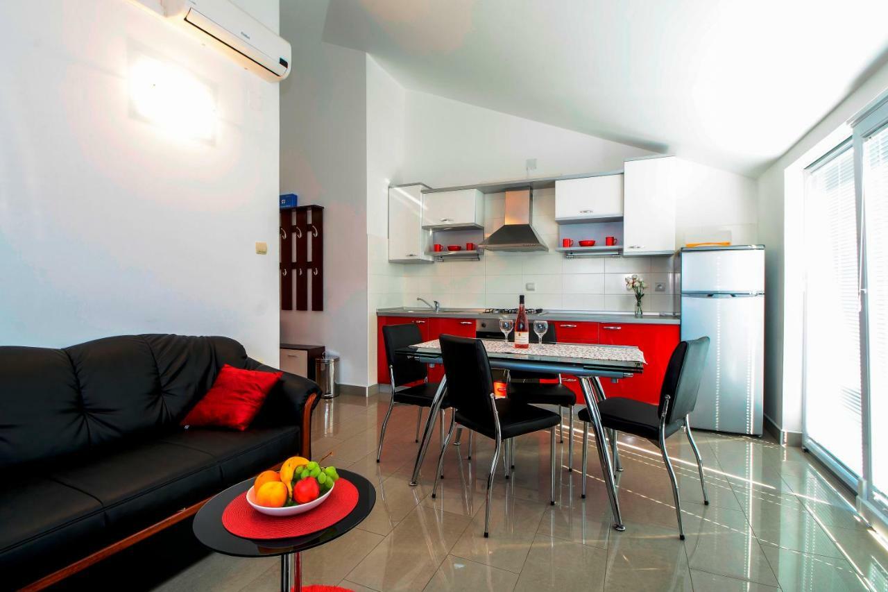 Apartments Resman Vodice Habitación foto